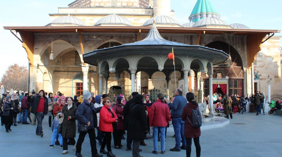 Konya Mevlana  Şeb-i Arus Törenleri Sema Gösterisi Kelebekler Bahçesi Turu