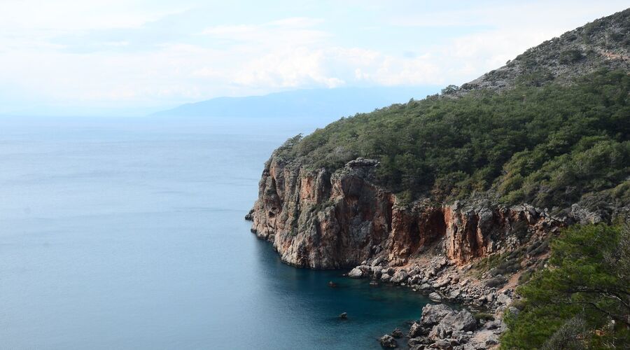 Gelidonya Feneri  Korsan Koyu Doğa Turu Ulupınar da Akşam Yemeği  