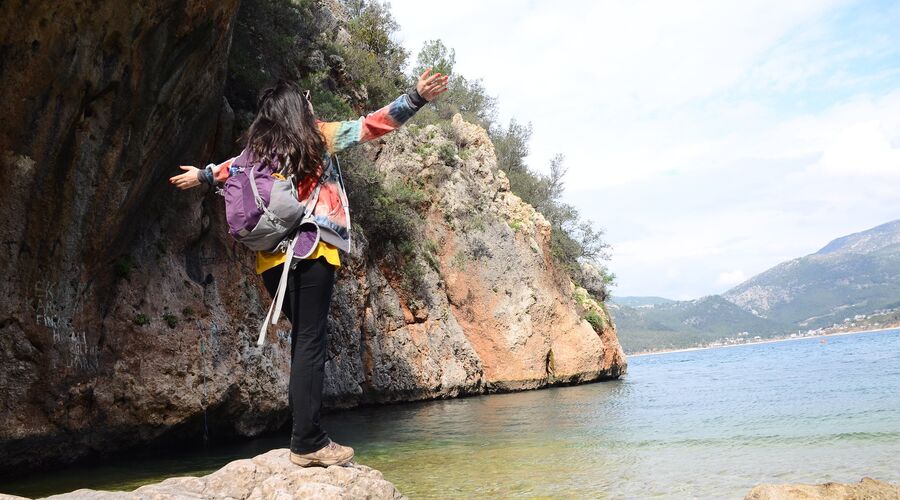 Gelidonya Feneri  Korsan Koyu Doğa Turu Ulupınar da Akşam Yemeği  
