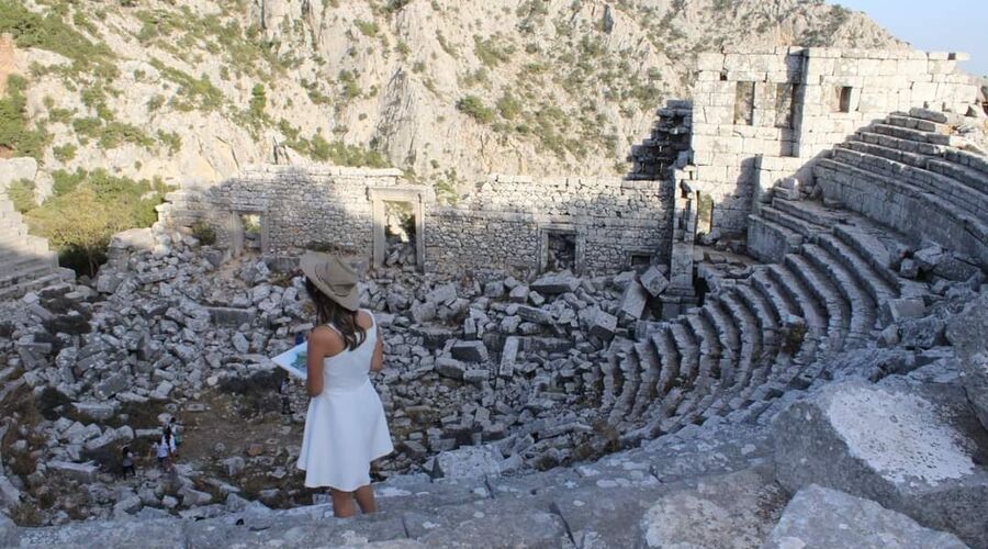 Termessos Antik Kenti Karataş Mağarası Kapuz Kanyonu Turu