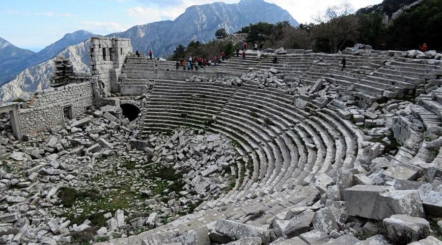 Termessos Antik Kenti Karataş Mağarası Kapuz Kanyonu Turu