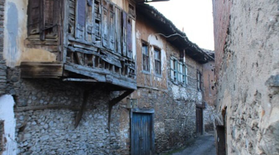 Birgi -Tire -Şirince -Efes Ege'nin Saklı Köyleri  