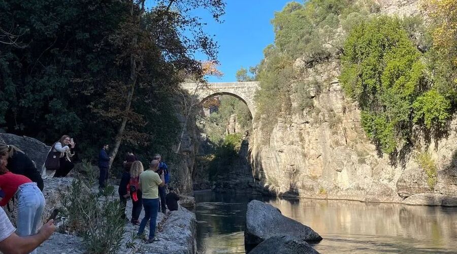 Adam Kayalar Zerk Köyü Doğa Yürüyüşü,Selge Antik Kenti Tazı Kanyonu Atv Safari Kültür ve Doğa Turu 